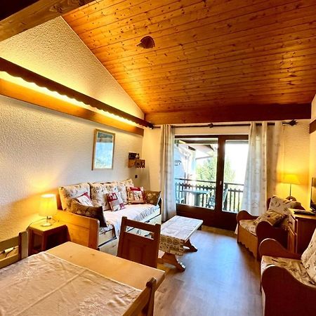 Beautiful Apartment With Balcony And Great View ! Комблу Экстерьер фото