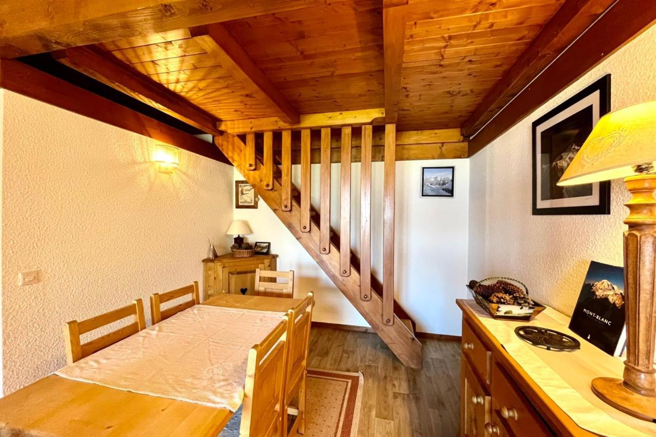 Beautiful Apartment With Balcony And Great View ! Комблу Экстерьер фото