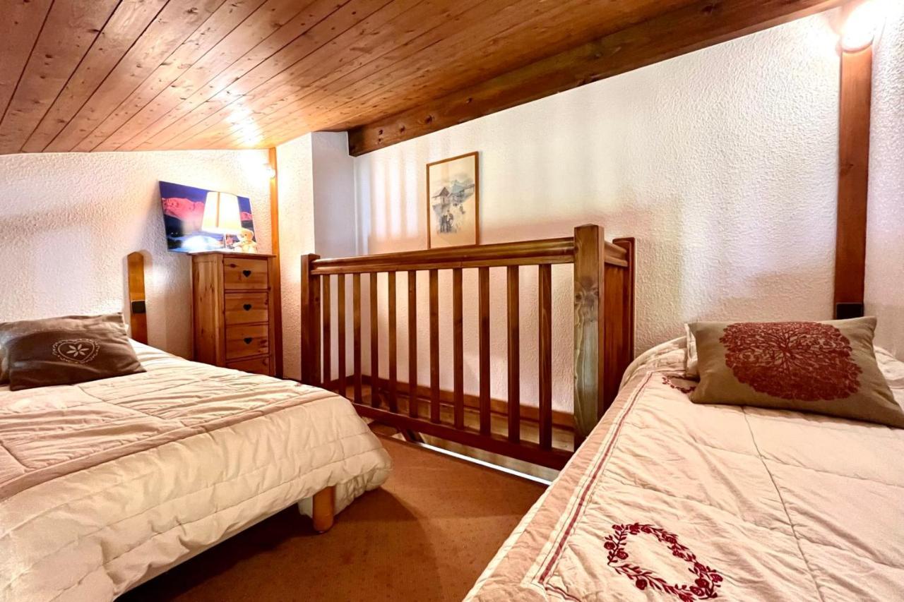 Beautiful Apartment With Balcony And Great View ! Комблу Экстерьер фото